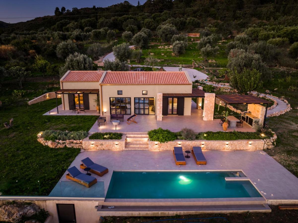 Ktima Agrapidos - Grandpa Villa Poros  Esterno foto